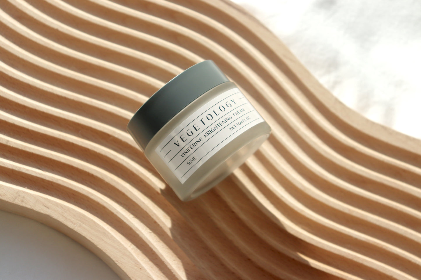 Crema Iluminadora Viniferina Vegetology 50ML | Kaizen Beauty