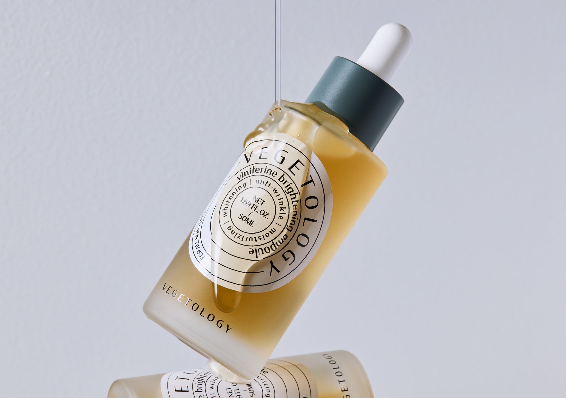 Ampolla iluminadora de viniferina Vegetology 50ML | kaizen Beauty