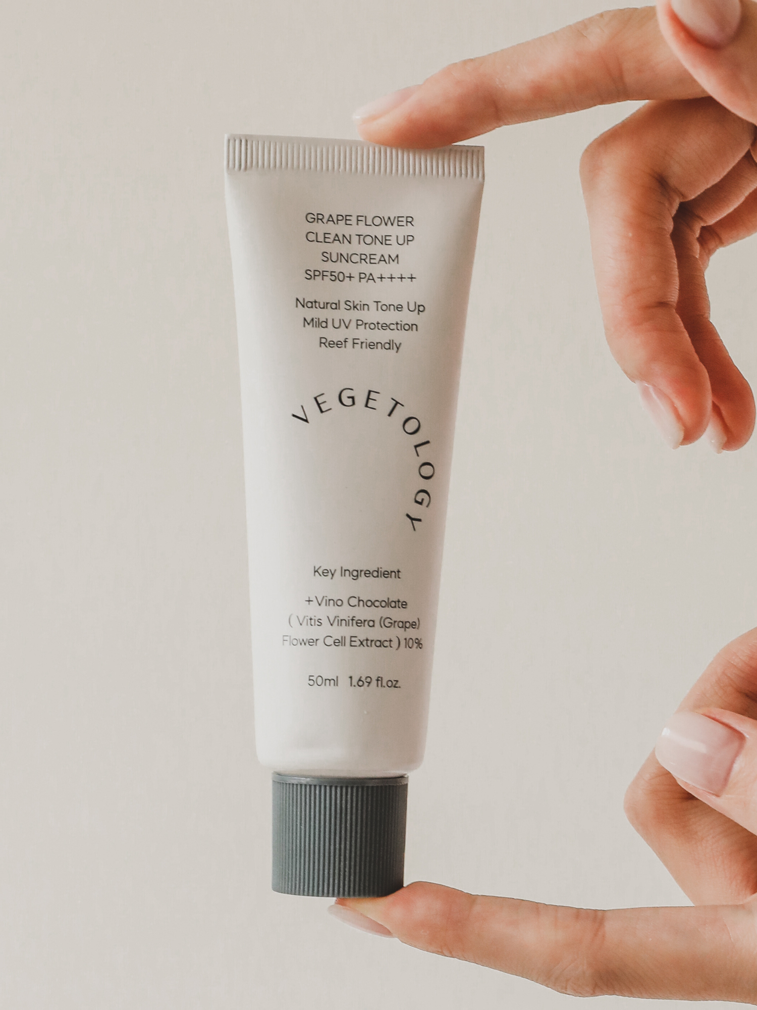 Crema Solar Limpiadora Flor de Uva Tonificante Vegetology 50ML | Kaizen Beauty